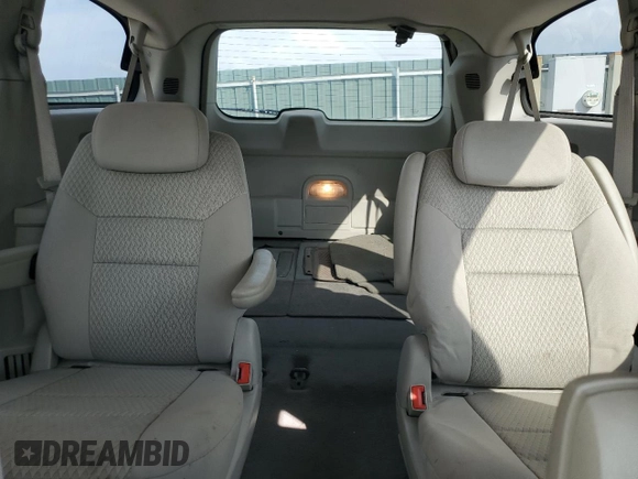 2008 Chrysler Town & Country Touring с VIN 2A8HR54P18R830574, выставлен на аукционе Copart как лот 63751235 с пробегом 158 593 миль миль и Списание • Salvage title. История ставок и продаж доступна на DreamBid. Изображение 10.