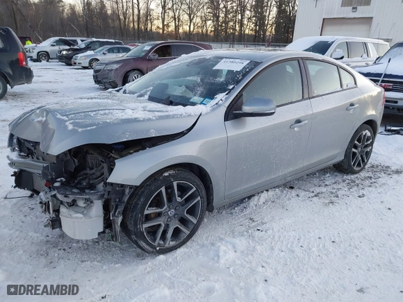2018 Volvo S60 Dynamic with VIN YV140MTL2J2460002, listed as a IAAI auction lot 41380298 with 58,974 mi miles. Bid and sale history available at carsss.com. Image 17.