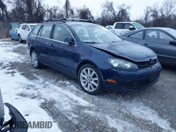 2012 Volkswagen Jetta SportWagen TDI with VIN 3VWPL7AJ7CM696165, listed as a IAAI auction lot 41359215 with 204,113 mi miles. Bid and sale history available at carsss.com. Image 1.