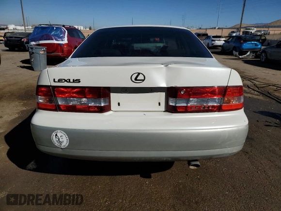 2001 Lexus ES 300 with VIN JT8BF28G410323925, listed as a Copart auction lot 44981615 with 253,275 mi miles and Salvage Title. Bid and sale history available at carsss.com. Image 6.