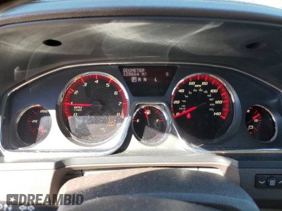 2014 GMC Acadia Denali z VIN 1GKKRTKD9EJ167320, wystawiony jako Copart lot #46899175 z przebiegiem 128 664 mil mil oraz Szkoda całkowita • Salvage title. Historia ofert i sprzedaży dostępna na DreamBid. Obrazek 9.