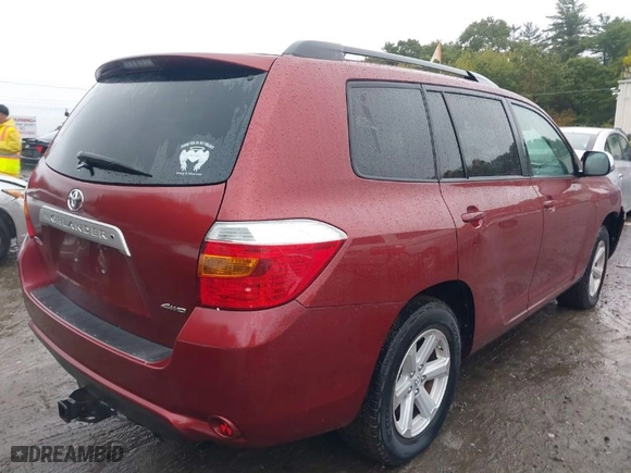 2010 Toyota Highlander SE with VIN 5TDJK3EH6AS034652, listed as a IAAI auction lot 40511681 with 114,219 mi miles. Bid and sale history available at carsss.com. Image 4.