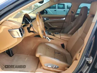 2011 Porsche Panamera S с VIN WP0AB2A72BL060756, выставлен на аукционе Copart как лот 60761125 с пробегом Не указан миль и Чистый • Clean title. История ставок и продаж доступна на DreamBid. Изображение 7.