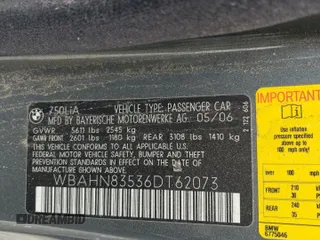 2006 BMW 7 Series 750Li z VIN WBAHN83536DT62073, wystawiony jako Copart lot #55636605 z przebiegiem 146 921 mil mil oraz Czysty tytuł • Clean title. Historia ofert i sprzedaży dostępna na DreamBid. Obrazek 12.