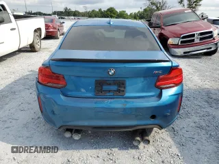 2018 BMW M2 z VIN WBS1J5C53JVD36649, wystawiony jako Copart lot #57961455 z przebiegiem 55 751 mil mil oraz Szkoda całkowita • Salvage title. Historia ofert i sprzedaży dostępna na DreamBid. Obrazek 6.
