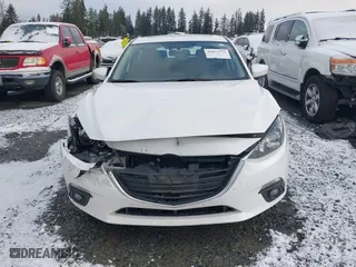 2016 Mazda Mazda3 i Grand Touring with VIN 3MZBM1N77GM319103, listed as a IAAI auction lot 41472772 with 82,833 mi miles. Bid and sale history available at carsss.com. Image 12.