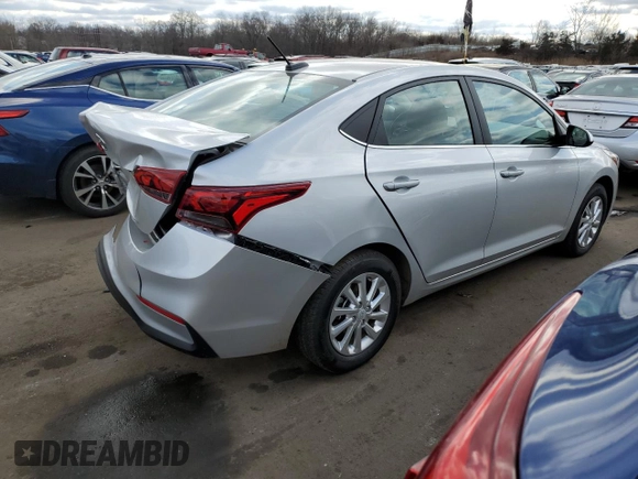 2022 Hyundai Accent SEL with VIN 3KPC24A61NE180525, listed as a Copart auction lot 42200263 with 7,539 mi miles. Bid and sale history available at carsss.com. Image 3.