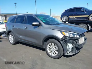 2016 Kia Sorento LX with VIN 5XYPG4A38GG119543, listed as a IAAI auction lot 41630117 with 79,816 mi miles. Bid and sale history available at carsss.com. Image 14.
