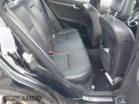 2013 Mercedes-Benz C 350 Sport with VIN WDDGF5HB9DA776259, listed as a IAAI auction lot 41168951 with 178,835 mi miles and . Bid and sale history available at DreamBid. Image 8.
