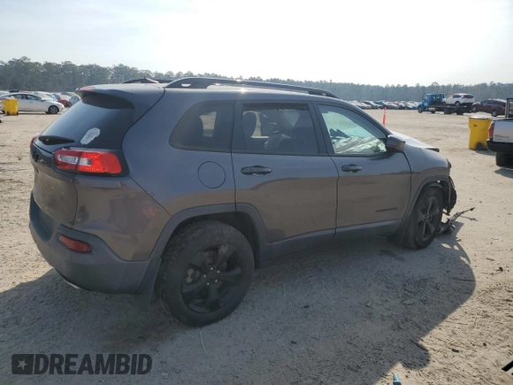2016 Jeep Cherokee Altitude with VIN 1C4PJLCS1GW222595, listed as a Copart auction lot 43760325 with 190,316 mi miles and Salvage Title. Bid and sale history available at carsss.com. Image 3.