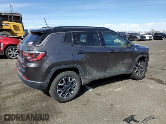 2019 Jeep Compass Trailhawk with VIN 3C4NJDDB2KT799842, listed as a Copart auction lot 50092085 with 86,114 mi miles and Salvage Title. Bid and sale history available at carsss.com. Image 3.