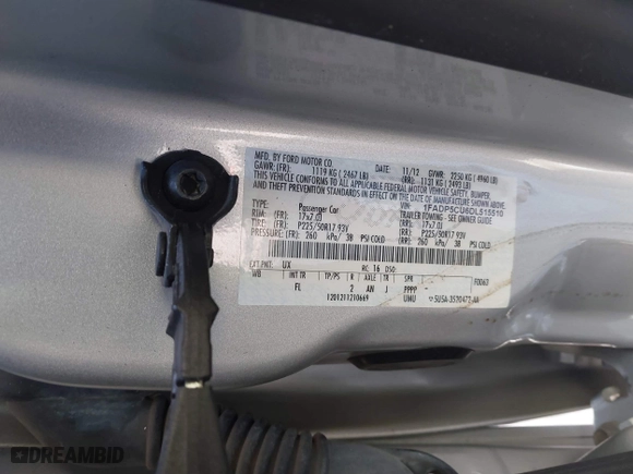 2013 Ford C-Max Energi SEL with VIN 1FADP5CU6DL515510, listed as a IAAI auction lot 41180709 with 166,508 mi miles. Bid and sale history available at carsss.com. Image 9.