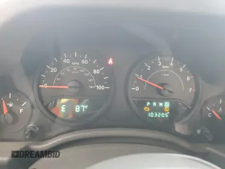 2008 Jeep Wrangler Unlimited X with VIN 1J4GB39108L608465, listed as a Copart auction lot 50949015 with 103,205 mi miles and Salvage Title. Bid and sale history available at DreamBid. Image 9.