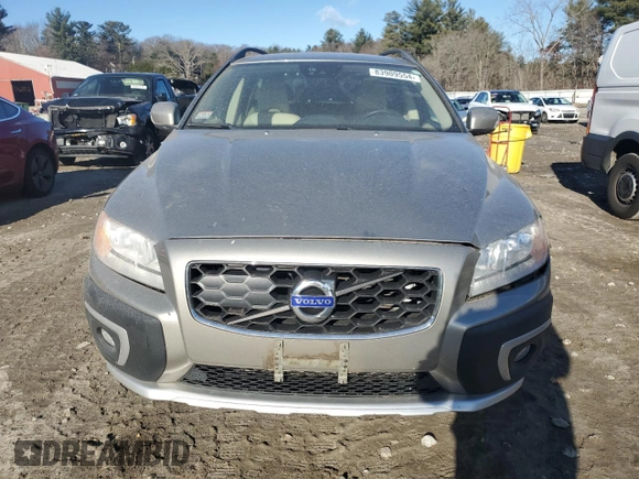 2014 Volvo XC70 T6 with VIN YV4902BZXE1178267, listed as a Copart auction lot 83909554 with 155,727 mi miles and Clean Title. Bid and sale history available at DreamBid. Image 5.
