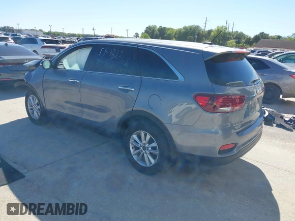 2019 Kia Sorento L with VIN 5XYPG4A3XKG605229, listed as a IAAI auction lot 41827291 with 59,594 mi miles. Bid and sale history available at carsss.com. Image 3.
