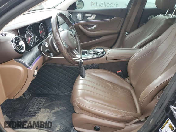 2017 Mercedes-Benz E 300 Luxury with VIN WDDZF4KB4HA185743, listed as a Copart auction lot 60297705 with 96,774 mi miles and Clean title. Bid and sale history available at DreamBid. Image 7.