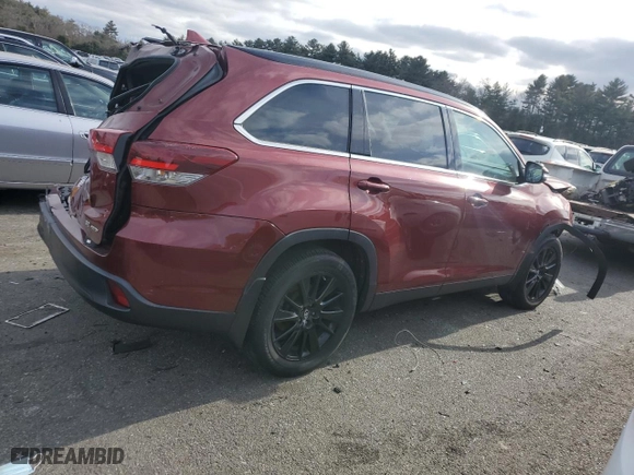 2019 Toyota Highlander SE with VIN 5TDJZRFH2KS609926, listed as a Copart auction lot 88778605 with 210,367 mi miles and Salvage Title. Bid and sale history available at carsss.com. Image 3.