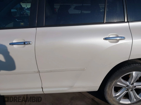 2010 Toyota Highlander Limited with VIN 5TDYK3EH1AS020009, listed as a IAAI auction lot 40763611 with 146,006 mi miles and . Bid and sale history available at DreamBid. Image 21.