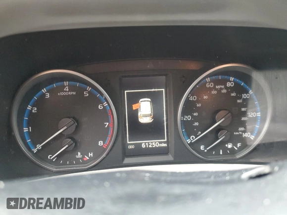 2018 Toyota RAV4 XLE with VIN 2T3WFREV6JW463548, listed as a Copart auction lot 58765805 with 61,250 mi miles and Non repairable. Bid and sale history available at DreamBid. Image 9.