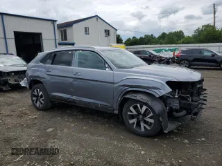 2021 Volkswagen Atlas SE with VIN 1V2LC2CAXMC208572, listed as a Copart auction lot 57548694 with 39,183 mi miles and Salvage title. Bid and sale history available at DreamBid. Image 4.