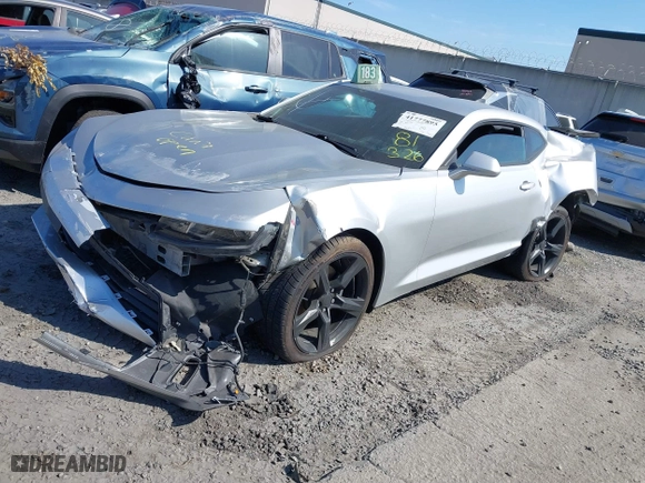 2016 Chevrolet Camaro 2LT with VIN 1G1FD1RX9G0159140, listed as a IAAI auction lot 41777895 with 1 mi miles. Bid and sale history available at carsss.com. Image 2.
