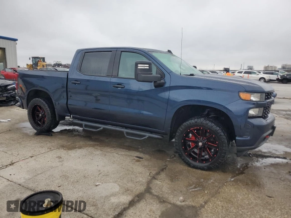 2019 Chevrolet Silverado 1500 Custom with VIN 3GCUYBEF1KG700224, listed as a Copart auction lot 79436234 with 81,814 mi miles and Salvage Title. Bid and sale history available at DreamBid. Image 4.