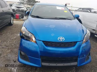 2010 Toyota Matrix z VIN 2T1KU4EE2AC333025, wystawiony jako IAAI lot #41957278 z przebiegiem 143 204 mil mil oraz . Historia ofert i sprzedaży dostępna na DreamBid. Obrazek 6.