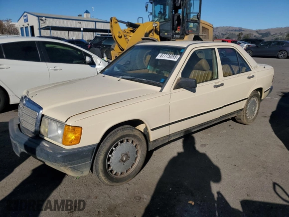 1986 Mercedes-Benz 190 E z VIN WDBDA24D0GF181761, wystawiony jako Copart lot #87775085 z przebiegiem 38 039 mil mil oraz Czysty tytuł • Clean title. Historia ofert i sprzedaży dostępna na DreamBid. Obrazek 1.