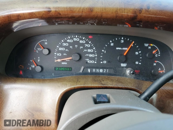 2002 Ford F-350 XL with VIN 1FTSW31S12EC95592, listed as a Copart auction lot 87092644 with 212,043 mi miles and Clean title. Bid and sale history available at DreamBid. Image 9.