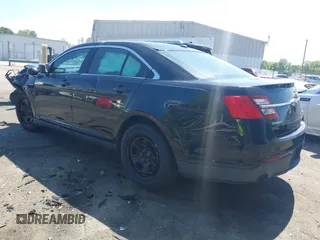 2017 Ford Police Interceptor z VIN 1FAHP2MK5HG103848, wystawiony jako IAAI lot #42042387 z przebiegiem Nie podano mil oraz . Historia ofert i sprzedaży dostępna na DreamBid. Obrazek 3.