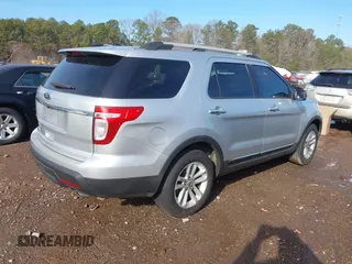2011 Ford Explorer XLT with VIN 1FMHK7D8XBGA39836, listed as a IAAI auction lot 41314524 with 259,505 mi miles and . Bid and sale history available at carsss.com. Image 4.