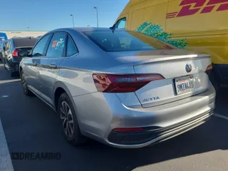 2024 Volkswagen Jetta S with VIN 3VW5M7BU6RM073190, listed as a IAAI auction lot 42844463 with 33,096 mi miles and . Bid and sale history available at DreamBid. Image 29.