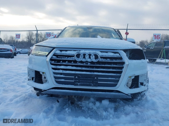 2018 Audi Q7 Premium Plus with VIN WA1LHAF77JD004096, listed as a IAAI auction lot 41376622 with 92,615 mi miles. Bid and sale history available at carsss.com. Image 6.