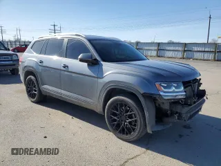 2018 Volkswagen Atlas SE z VIN 1V2CP2CA2JC596042, wystawiony jako Copart lot #49864425 z przebiegiem 87 859 mil mil oraz Szkoda całkowita • Salvage title. Historia ofert i sprzedaży dostępna na DreamBid. Obrazek 4.