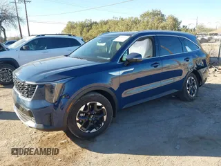 2024 Kia Sorento S z VIN 5XYRL4JC0RG276555, wystawiony jako IAAI lot #41417131 z przebiegiem 7 149 mil mil oraz . Historia ofert i sprzedaży dostępna na DreamBid. Obrazek 17.