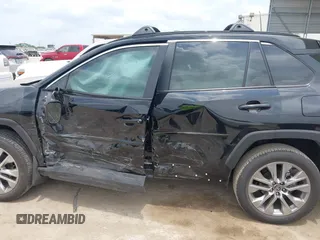 2025 Toyota RAV4 XLE Premium with VIN 2T3C1RFV9SC323495, listed as a IAAI auction lot 42136805 with 947 mi miles and . Bid and sale history available at DreamBid. Image 14.