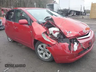 2008 Toyota Prius with VIN JTDKB20U887708775, listed as a IAAI auction lot 42012388 with 212,285 mi miles and . Bid and sale history available at carsss.com. Image 1.