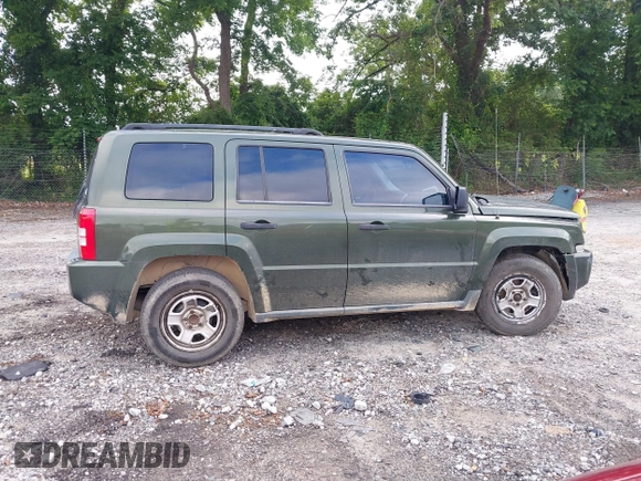 2008 Jeep Patriot Sport with VIN 1J8FT28W28D713825, listed as a IAAI auction lot 42471636 with 227,898 mi miles and . Bid and sale history available at DreamBid. Image 13.