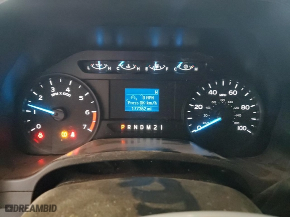 2017 Ford Super Duty F-250 SRW Lariat with VIN 1FT7W2B68HEE27189, listed as a Copart auction lot 47000535 with 177,362 mi miles and Salvage Title. Bid and sale history available at carsss.com. Image 9.