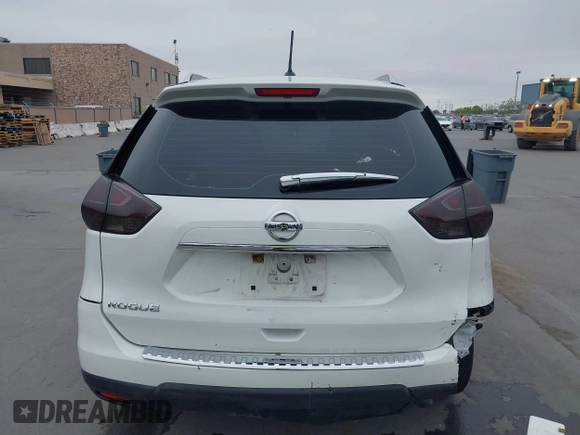 2016 Nissan Rogue SL with VIN 5N1AT2MT4GC784277, listed as a IAAI auction lot 42174881 with 117,566 mi miles. Bid and sale history available at carsss.com. Image 16.