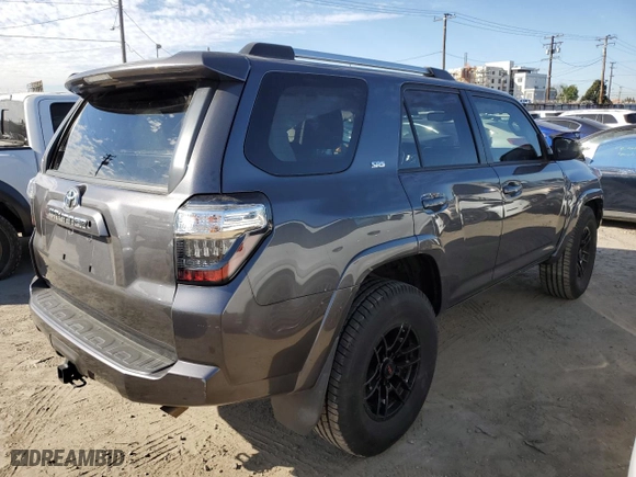 2021 Toyota 4Runner SR5 with VIN JTEEU5JR9M5229009, listed as a Copart auction lot 47441825 with 47,759 mi miles and Salvage Title. Bid and sale history available at carsss.com. Image 3.