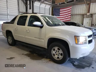 2008 Chevrolet Avalanche LTZ with VIN 3GNFK12308G169094, listed as a Copart auction lot 61630444 with 242,434 mi miles and Salvage Title. Bid and sale history available at carsss.com. Image 4.