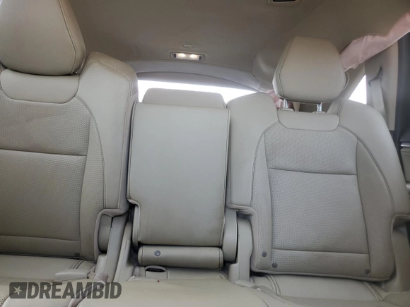 2020 Acura MDX Technology z VIN 5J8YD3H58LL007727, wystawiony jako Copart lot #45608205 z przebiegiem 42 627 mil mil oraz Nie do naprawy • Non repairable. Historia ofert i sprzedaży dostępna na DreamBid. Obrazek 10.