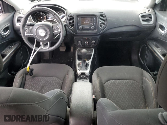 2017 Jeep Compass Sport с VIN 3C4NJCAB6HT659753, выставлен на аукционе Copart как лот 56178755 с пробегом 81 619 миль миль и Списание • Salvage title. История ставок и продаж доступна на DreamBid. Изображение 8.
