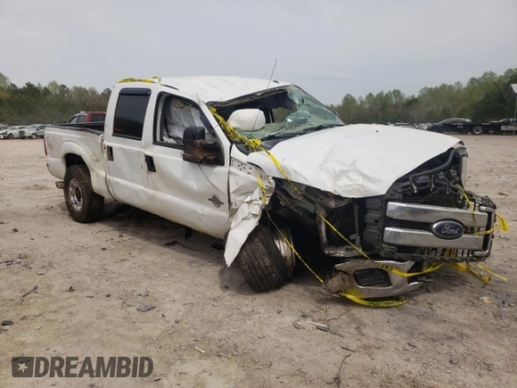 2015 Ford Super Duty F-250 SRW Lariat with VIN 1FT7W2BT8FEC30316, listed as a Copart auction lot 51681345 with 384,631 mi miles and Salvage Title. Bid and sale history available at carsss.com. Image 4.