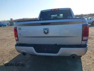 2017 Ram 1500 Express z VIN 3C6RR7KT1HG793157, wystawiony jako IAAI lot #41990661 z przebiegiem 92 038 mil mil oraz . Historia ofert i sprzedaży dostępna na DreamBid. Obrazek 16.