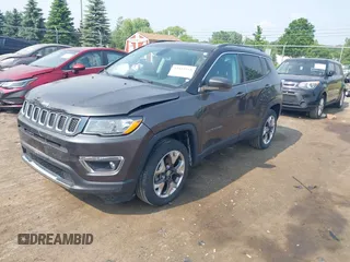 2019 Jeep Compass High Altitude z VIN 3C4NJDCB0KT817868, wystawiony jako IAAI lot #42412551 z przebiegiem 32 916 mil mil oraz . Historia ofert i sprzedaży dostępna na DreamBid. Obrazek 17.