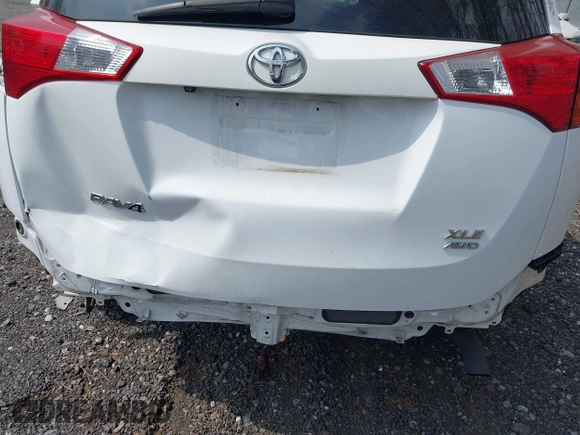 2013 Toyota RAV4 XLE with VIN 2T3RFREV1DW056321, listed as a IAAI auction lot 42082419 with 116,860 mi miles. Bid and sale history available at carsss.com. Image 6.