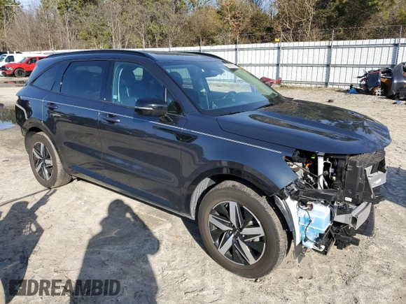 2023 Kia Sorento S with VIN 5XYRL4LC8PG202083, listed as a Copart auction lot 45866825 with 17,800 mi miles and Salvage Title. Bid and sale history available at DreamBid. Image 4.