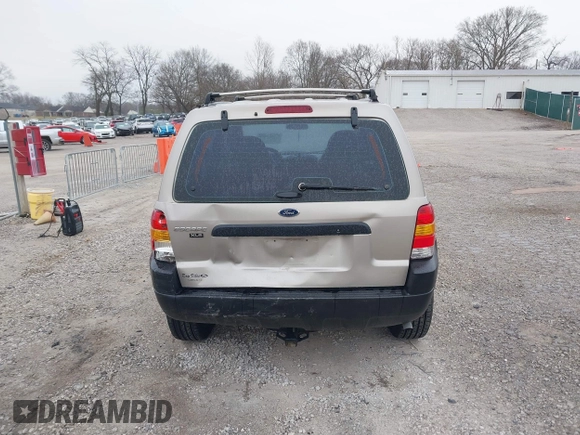 2001 Ford Escape with VIN 1FMUU01B61KE00524, listed as a IAAI auction lot 41486950 with 163,753 mi miles and . Bid and sale history available at DreamBid. Image 16.